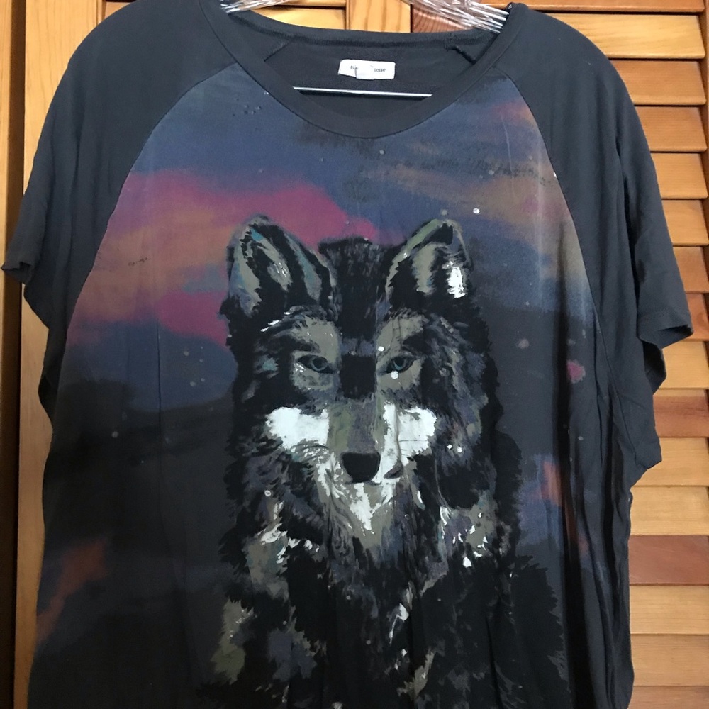 Silence + noise urban outfitters wolf tee